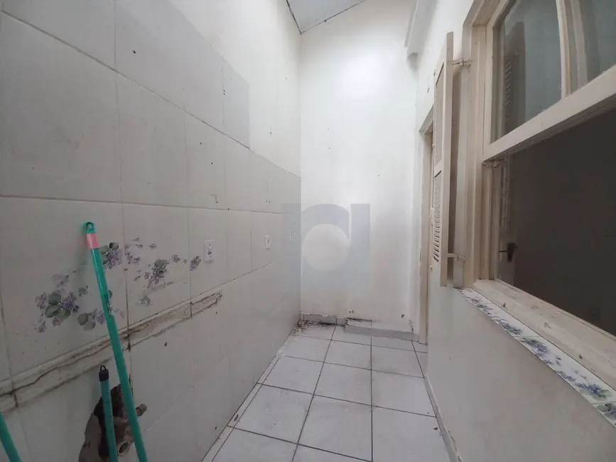 Casa à venda e para alugar, 100m2 em Centro, Sao Leopoldo - RS - imagem 7 Foto 7 de Casa à venda e para alugar, 100m2 em Centro, Sao Leopoldo - RS