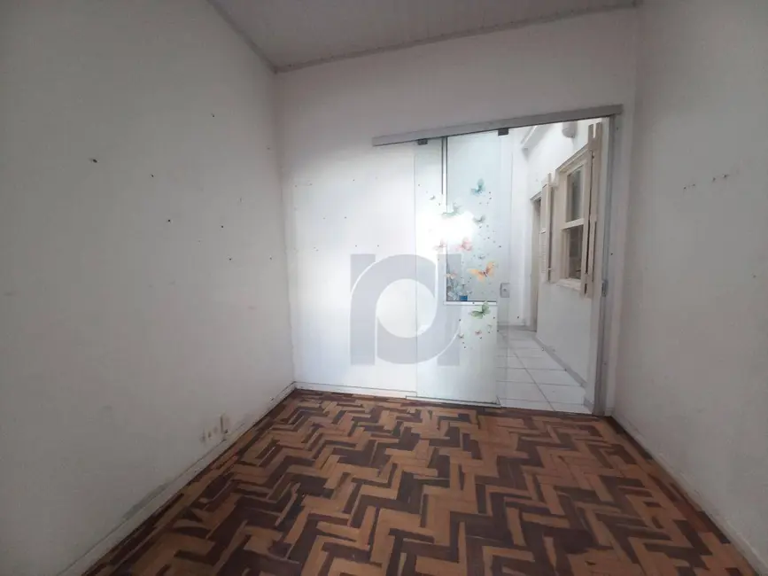 Casa à venda e para alugar, 100m2 em Centro, Sao Leopoldo - RS - imagem 6 Foto 6 de Casa à venda e para alugar, 100m2 em Centro, Sao Leopoldo - RS