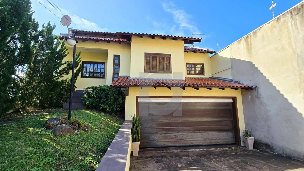 Foto 2 de Casa com 3 quartos para alugar, 416m2 em Jardim América, Sao Leopoldo - RS