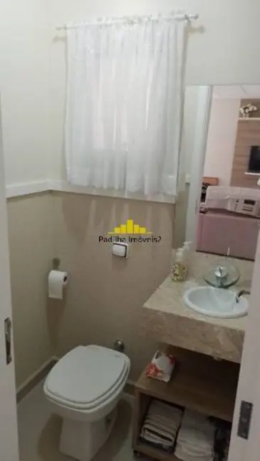 Casa de Condomínio com 3 quartos à venda, 250m2 em Chácaras Reunidas São Jorge, Sorocaba - SP - imagem 8 Foto 8 de Casa de Condomínio com 3 quartos à venda, 250m2 em Chácaras Reunidas São Jorge, Sorocaba - SP