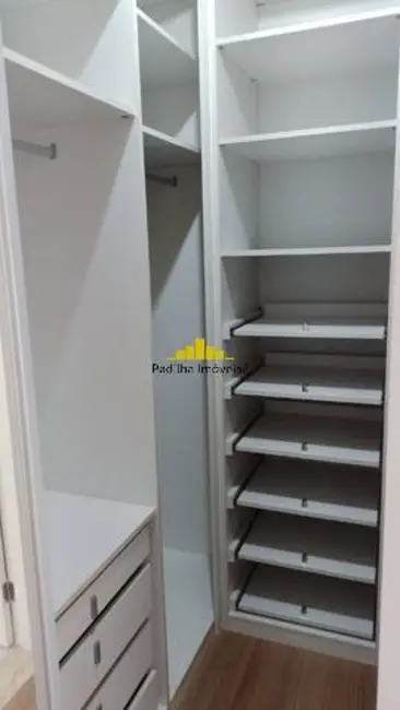Casa de Condomínio com 3 quartos à venda, 250m2 em Chácaras Reunidas São Jorge, Sorocaba - SP - imagem 4 Foto 4 de Casa de Condomínio com 3 quartos à venda, 250m2 em Chácaras Reunidas São Jorge, Sorocaba - SP