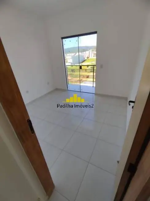 Foto 2 de Casa com 2 quartos à venda, 160m2 em Votorantim - SP