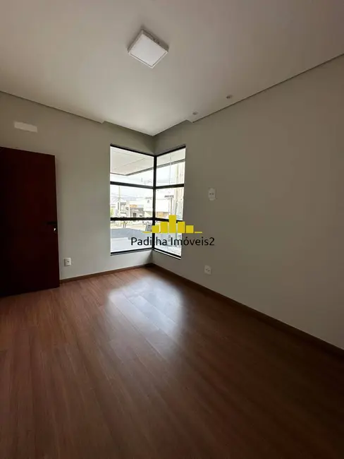 Casa de Condomínio à venda, 160m2 em Cajuru do Sul, Sorocaba - SP - imagem 2 Foto 2 de Casa de Condomínio à venda, 160m2 em Cajuru do Sul, Sorocaba - SP