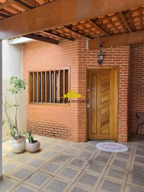 Casa com 3 quartos à venda, 180m2 em Jardim Wanel Ville V, Sorocaba - SP - imagem 8 Foto 8 de Casa com 3 quartos à venda, 180m2 em Jardim Wanel Ville V, Sorocaba - SP