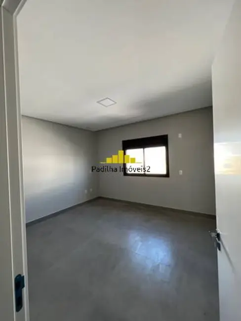 Casa de Condomínio com 3 quartos à venda, 250m2 em Residencial Villa do Bosque, Sorocaba - SP - imagem 5 Foto 5 de Casa de Condomínio com 3 quartos à venda, 250m2 em Residencial Villa do Bosque, Sorocaba - SP