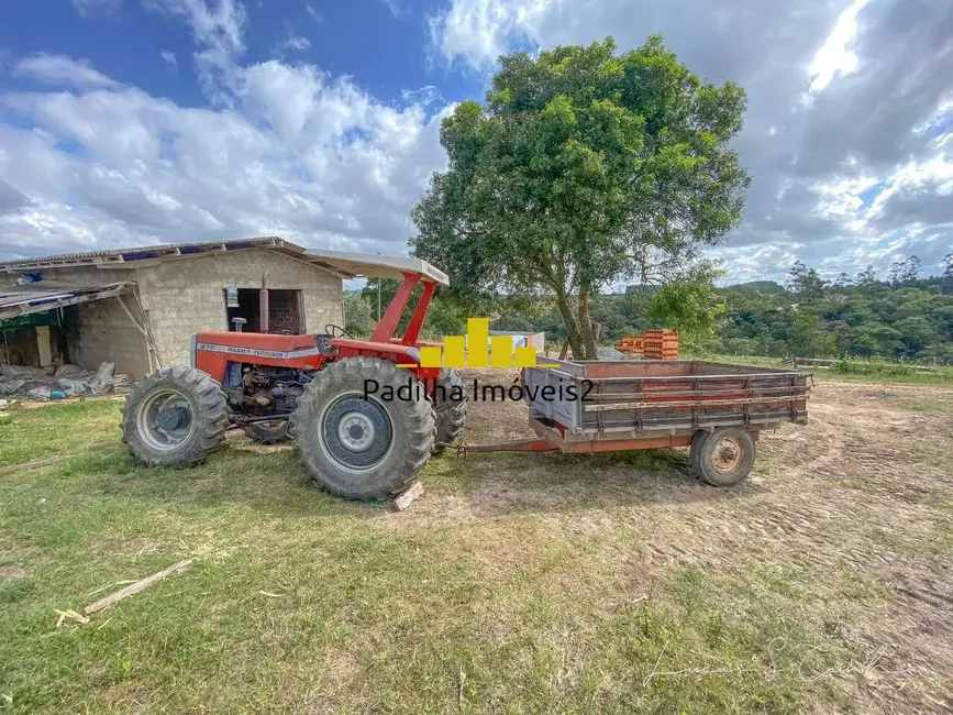 Sítio / Rancho com 6 quartos à venda, 10m2 em Centro, Sao Miguel Arcanjo - SP - imagem 8 Foto 8 de Sítio / Rancho com 6 quartos à venda, 10m2 em Centro, Sao Miguel Arcanjo - SP