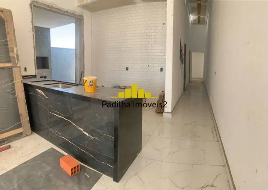 Casa de Condomínio com 3 quartos à venda, 200m2 em Wanel Ville, Sorocaba - SP - imagem 6 Foto 6 de Casa de Condomínio com 3 quartos à venda, 200m2 em Wanel Ville, Sorocaba - SP