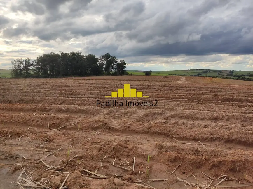 Foto 3 de Fazenda / Haras à venda, 109m2 em Tiete - SP