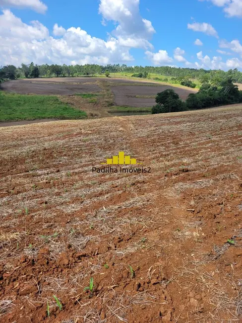 Sítio / Rancho à venda, 14m2 em Centro, Guarei - SP - imagem 4 Foto 4 de Sítio / Rancho à venda, 14m2 em Centro, Guarei - SP