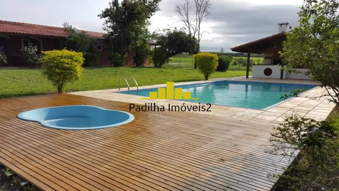 Sítio / Rancho com 3 quartos à venda, 9m2 em Centro, Sarapui - SP - imagem 6 Foto 6 de Sítio / Rancho com 3 quartos à venda, 9m2 em Centro, Sarapui - SP