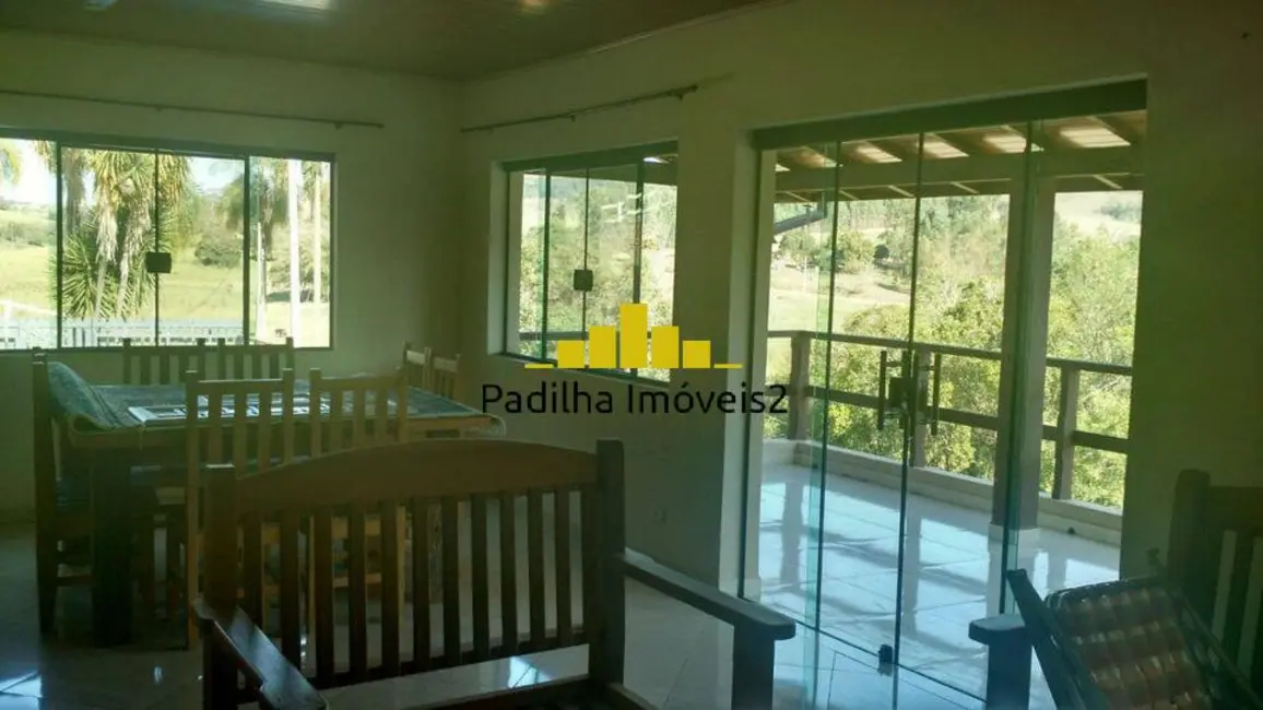 Foto 3 de Chácara à venda em Centro, Guarei - SP