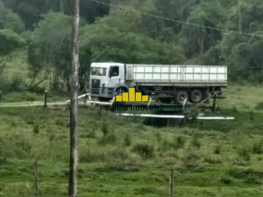 Foto 15 de Chácara à venda em Centro, Guarei - SP