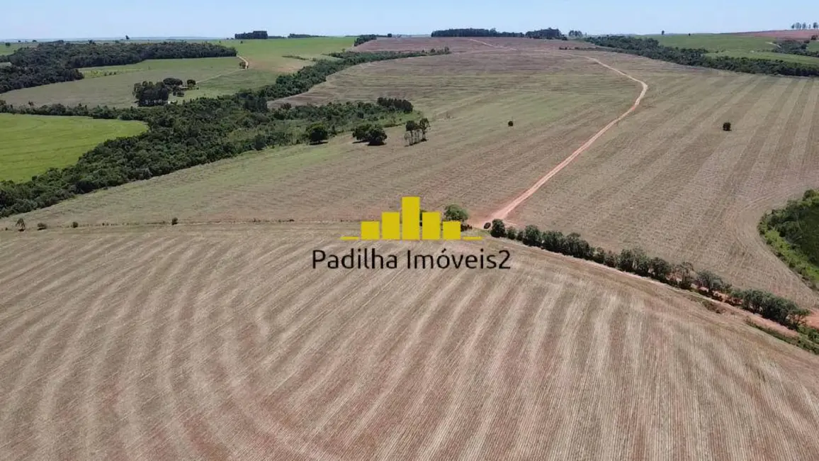 Foto 4 de Fazenda / Haras à venda, 68m2 em Centro, Itai - SP