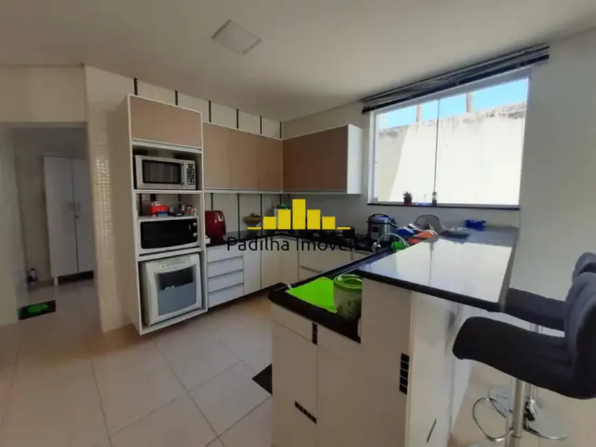 Foto 3 de Casa de Condomínio com 3 quartos à venda, 300m2 em Jardim Residencial Villa Olympia, Sorocaba - SP