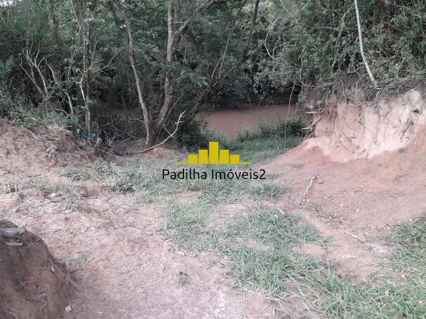 Foto 2 de Sítio / Rancho à venda, 12m2 em Capela Do Alto - SP