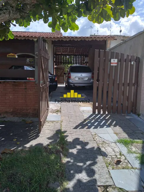 Casa com 2 quartos à venda, 320m2 em Centro, Itanhaem - SP - imagem 8 Foto 8 de Casa com 2 quartos à venda, 320m2 em Centro, Itanhaem - SP