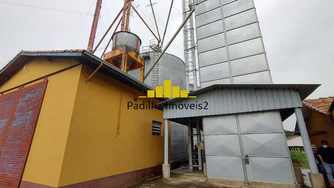 Foto 4 de Fazenda / Haras à venda, 174m2 em Capela Do Alto - SP