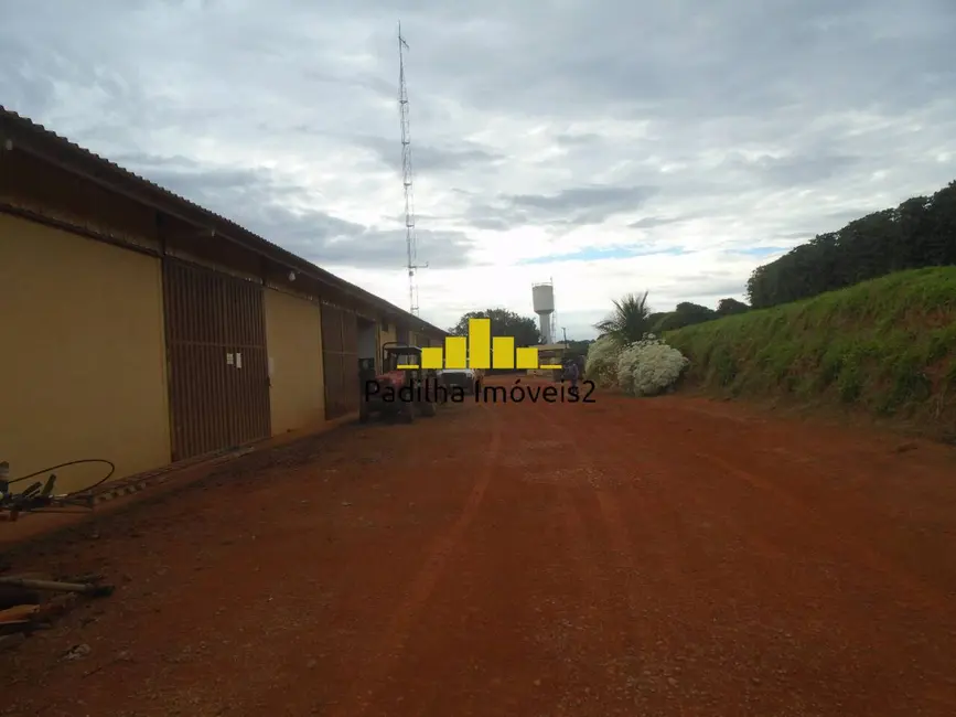 Foto 6 de Fazenda / Haras à venda, 530m2 em Centro, Piumhi - MG