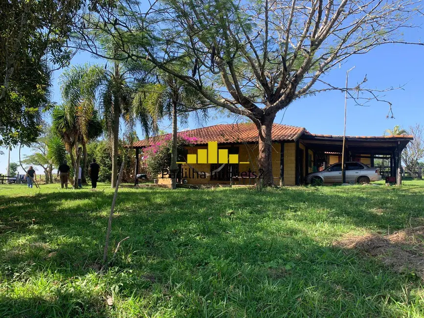 Foto 1 de Sítio / Rancho à venda, 82000m2 em Capela Do Alto - SP