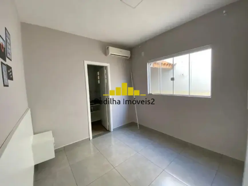 Foto 2 de Casa de Condomínio com 3 quartos à venda, 150m2 em Wanel Ville, Sorocaba - SP