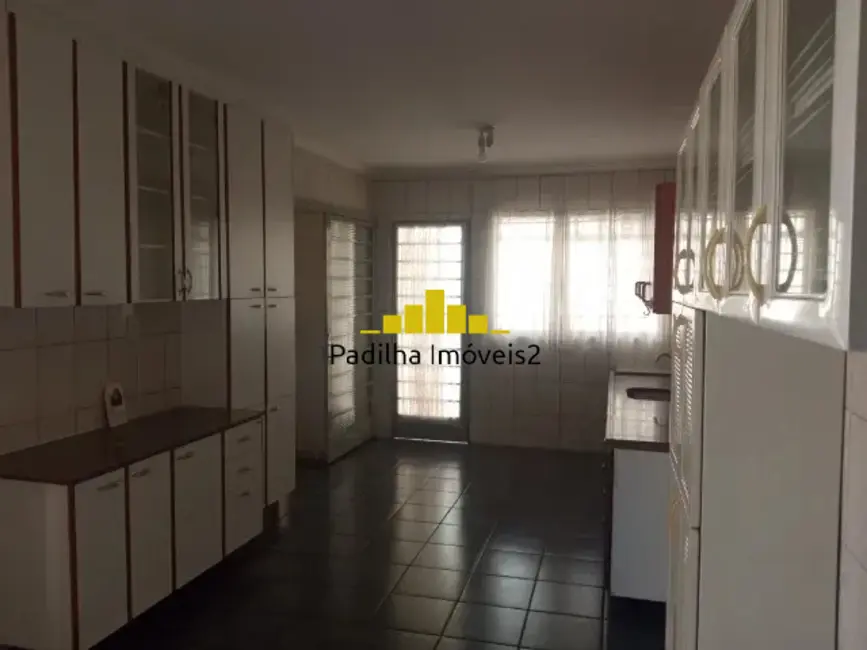 Casa com 4 quartos à venda, 420m2 em Vila Trujillo, Sorocaba - SP - imagem 4 Foto 4 de Casa com 4 quartos à venda, 420m2 em Vila Trujillo, Sorocaba - SP