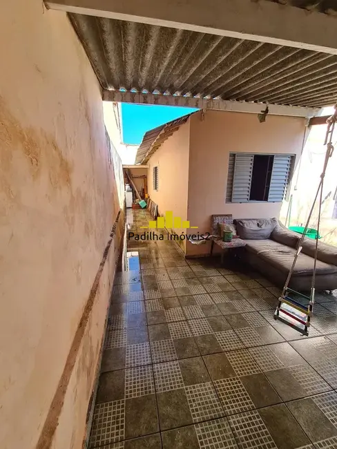 Casa com 3 quartos à venda, 200m2 em Conjunto Habitacional Júlio de Mesquita Filho, Sorocaba - SP - imagem 8 Foto 8 de Casa com 3 quartos à venda, 200m2 em Conjunto Habitacional Júlio de Mesquita Filho, Sorocaba - SP