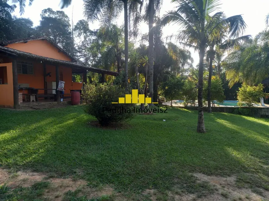 Chácara com 3 quartos à venda em Capela Do Alto - SP - imagem 2 Foto 2 de Chácara com 3 quartos à venda em Capela Do Alto - SP