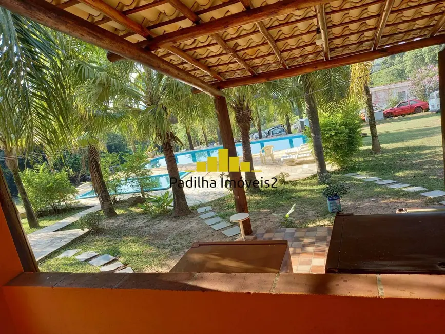 Chácara com 3 quartos à venda em Capela Do Alto - SP - imagem 4 Foto 4 de Chácara com 3 quartos à venda em Capela Do Alto - SP