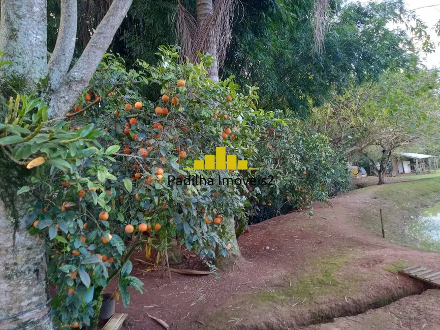 Chácara com 3 quartos à venda, 8300m2 em Capela Do Alto - SP - imagem 4 Foto 4 de Chácara com 3 quartos à venda, 8300m2 em Capela Do Alto - SP