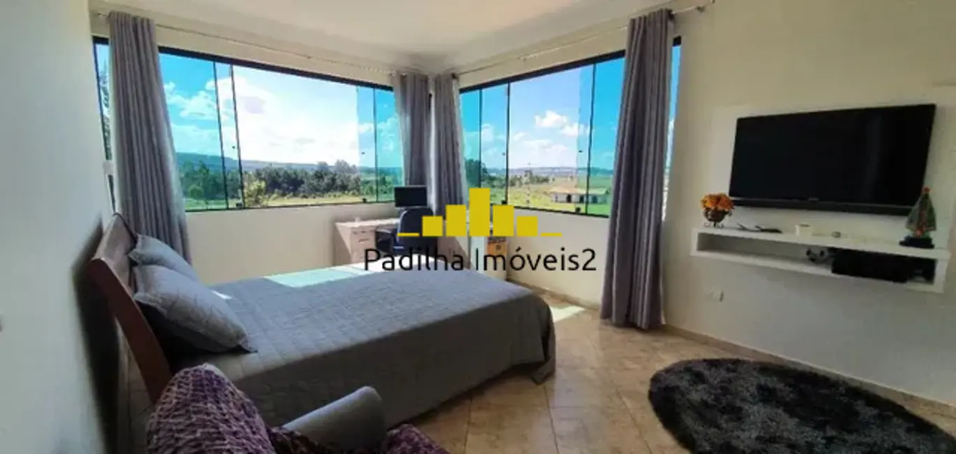 Sítio / Rancho com 5 quartos à venda, 36000m2 em Centro, Sarapui - SP - imagem 8 Foto 8 de Sítio / Rancho com 5 quartos à venda, 36000m2 em Centro, Sarapui - SP