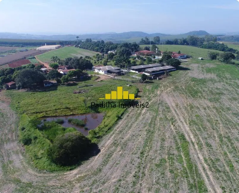 Sítio / Rancho à venda, 23m2 em Centro, Sarapui - SP - imagem 2 Foto 2 de Sítio / Rancho à venda, 23m2 em Centro, Sarapui - SP