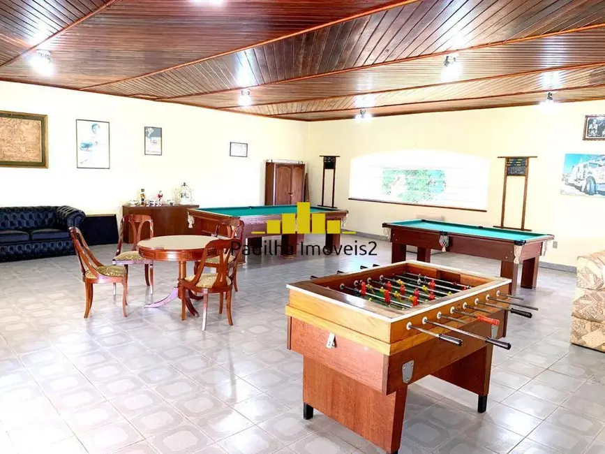 Sítio / Rancho à venda, 23m2 em Centro, Sarapui - SP - imagem 1 Foto 1 de Sítio / Rancho à venda, 23m2 em Centro, Sarapui - SP