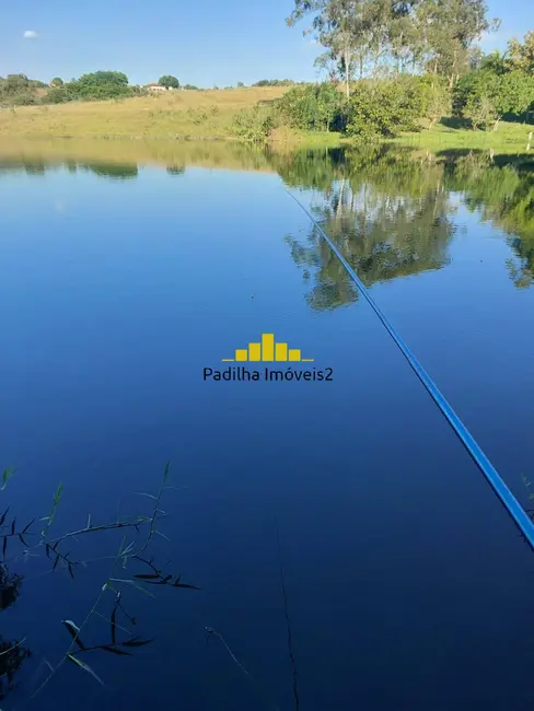 Chácara com 3 quartos à venda, 4200m2 em Iperozinho, Capela Do Alto - SP - imagem 5 Foto 5 de Chácara com 3 quartos à venda, 4200m2 em Iperozinho, Capela Do Alto - SP