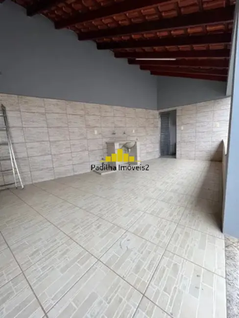 Casa com 3 quartos à venda, 250m2 em Jardim Maria Eugênia, Sorocaba - SP - imagem 3 Foto 3 de Casa com 3 quartos à venda, 250m2 em Jardim Maria Eugênia, Sorocaba - SP
