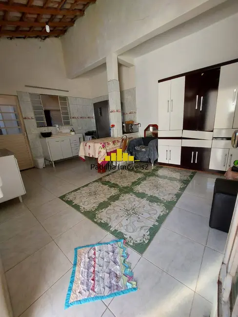 Foto 2 de Casa com 4 quartos à venda, 250m2 em Jardim dos Estados, Sorocaba - SP