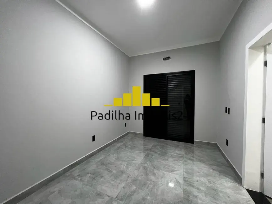 Casa com 3 quartos à venda em Jardim Novo Horizonte, Sorocaba - SP - imagem 8 Foto 8 de Casa com 3 quartos à venda em Jardim Novo Horizonte, Sorocaba - SP