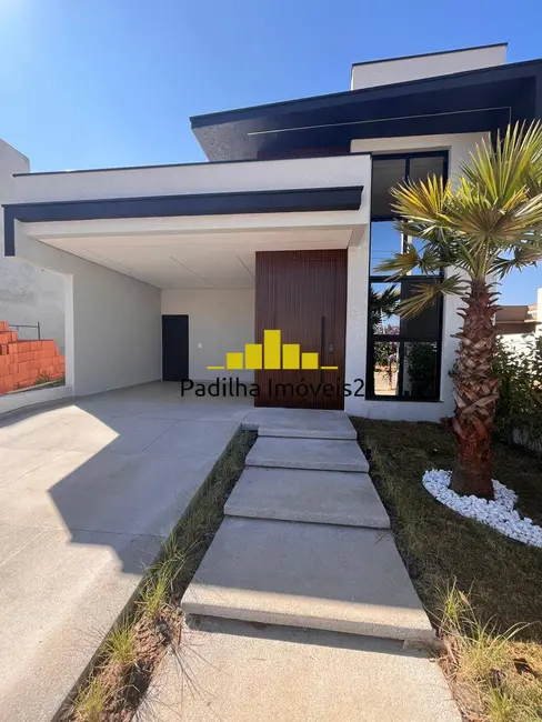 Casa com 3 quartos à venda, 200m2 em Wanel Ville, Sorocaba - SP - imagem 3 Foto 3 de Casa com 3 quartos à venda, 200m2 em Wanel Ville, Sorocaba - SP
