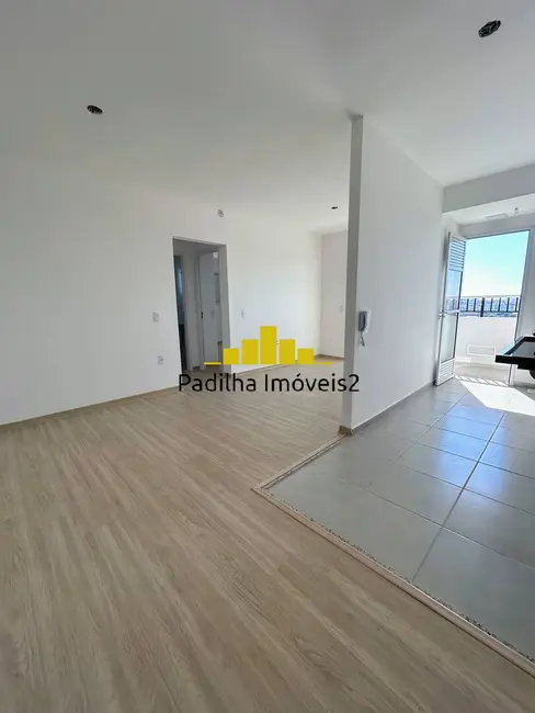 Apartamento com 2 quartos à venda e para alugar, 64m2 em Jardim São Carlos, Sorocaba - SP - imagem 4 Foto 4 de Apartamento com 2 quartos à venda e para alugar, 64m2 em Jardim São Carlos, Sorocaba - SP