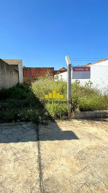 Foto 1 de Terreno / Lote à venda, 200m2 em Aracoiaba Da Serra - SP
