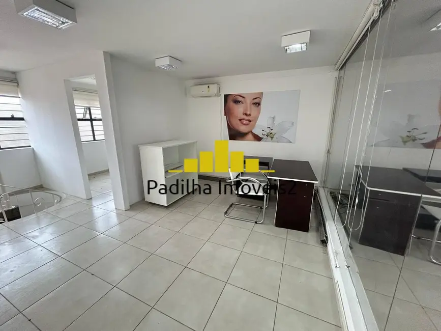 Sala Comercial à venda, 150m2 em Vila Hortência, Sorocaba - SP - imagem 4 Foto 4 de Sala Comercial à venda, 150m2 em Vila Hortência, Sorocaba - SP
