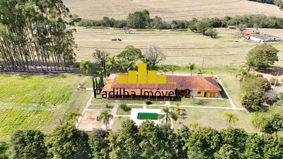 Foto 2 de Sítio / Rancho com 4 quartos à venda, 10m2 em Itapetininga - SP