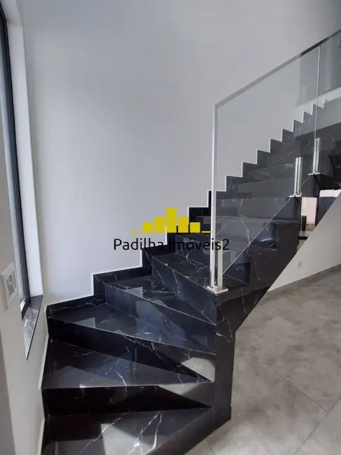 Sobrado com 3 quartos à venda, 200m2 em Wanel Ville, Sorocaba - SP - imagem 7 Foto 7 de Sobrado com 3 quartos à venda, 200m2 em Wanel Ville, Sorocaba - SP