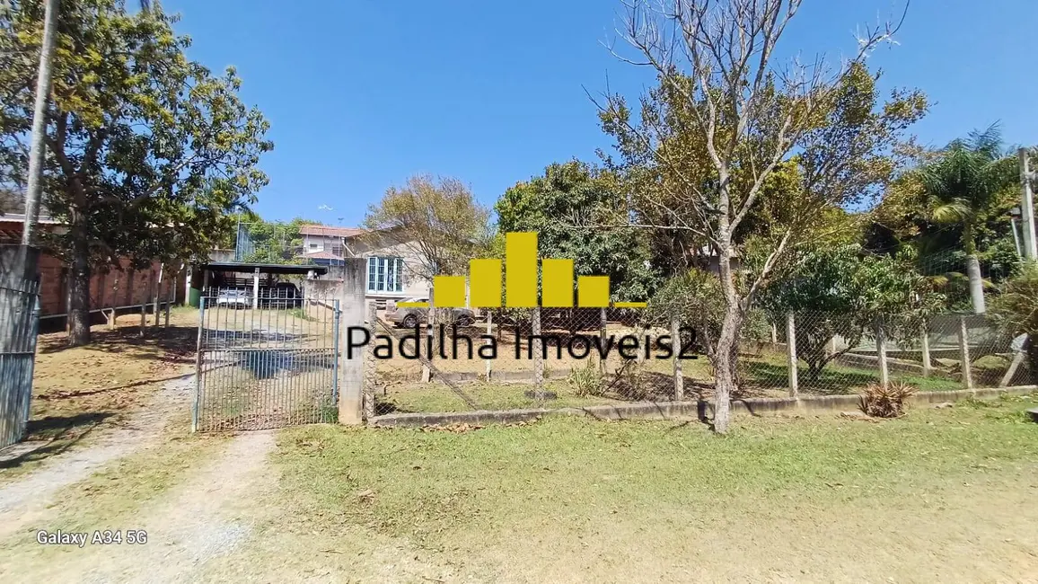 Chácara com 2 quartos à venda, 889m2 em Aracoiaba Da Serra - SP - imagem 1 Foto 1 de Chácara com 2 quartos à venda, 889m2 em Aracoiaba Da Serra - SP