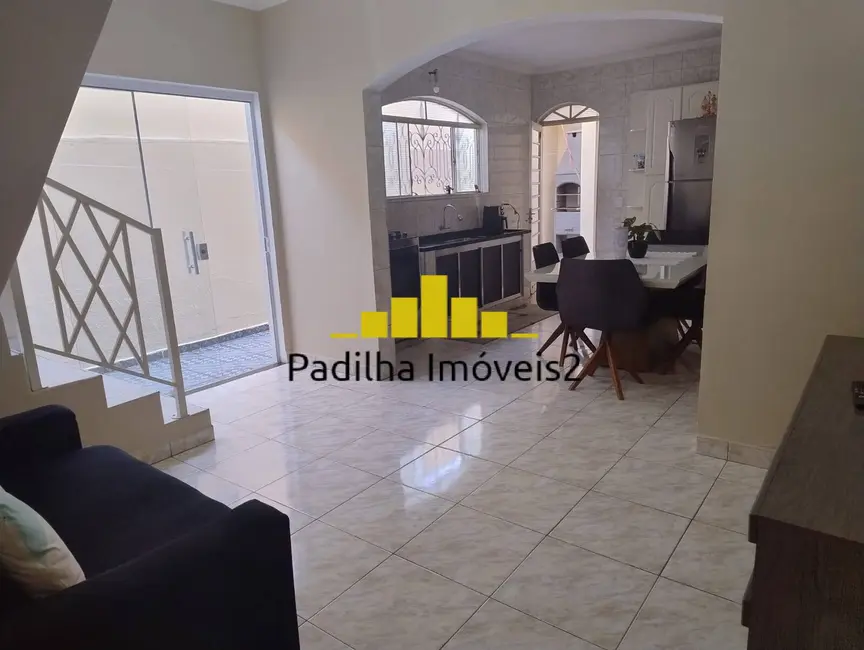 Sobrado com 3 quartos à venda, 197m2 em Jardim Santa Marina, Sorocaba - SP - imagem 4 Foto 4 de Sobrado com 3 quartos à venda, 197m2 em Jardim Santa Marina, Sorocaba - SP