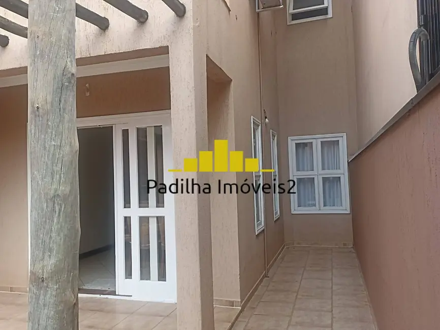 Foto 3 de Sobrado com 3 quartos para alugar, 340m2 em Aparecidinha, Sorocaba - SP