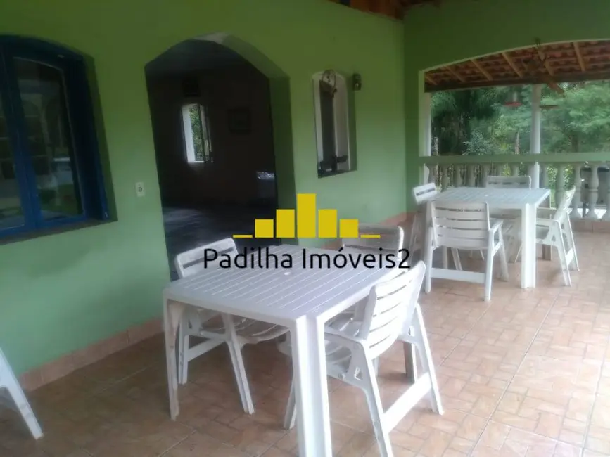 Foto 4 de Chácara com 3 quartos à venda, 1557m2 em Tapirai - SP