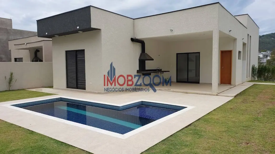 Foto 3 de Casa de Condomínio com 3 quartos à venda, 402m2 em Chácaras Maringá, Atibaia - SP