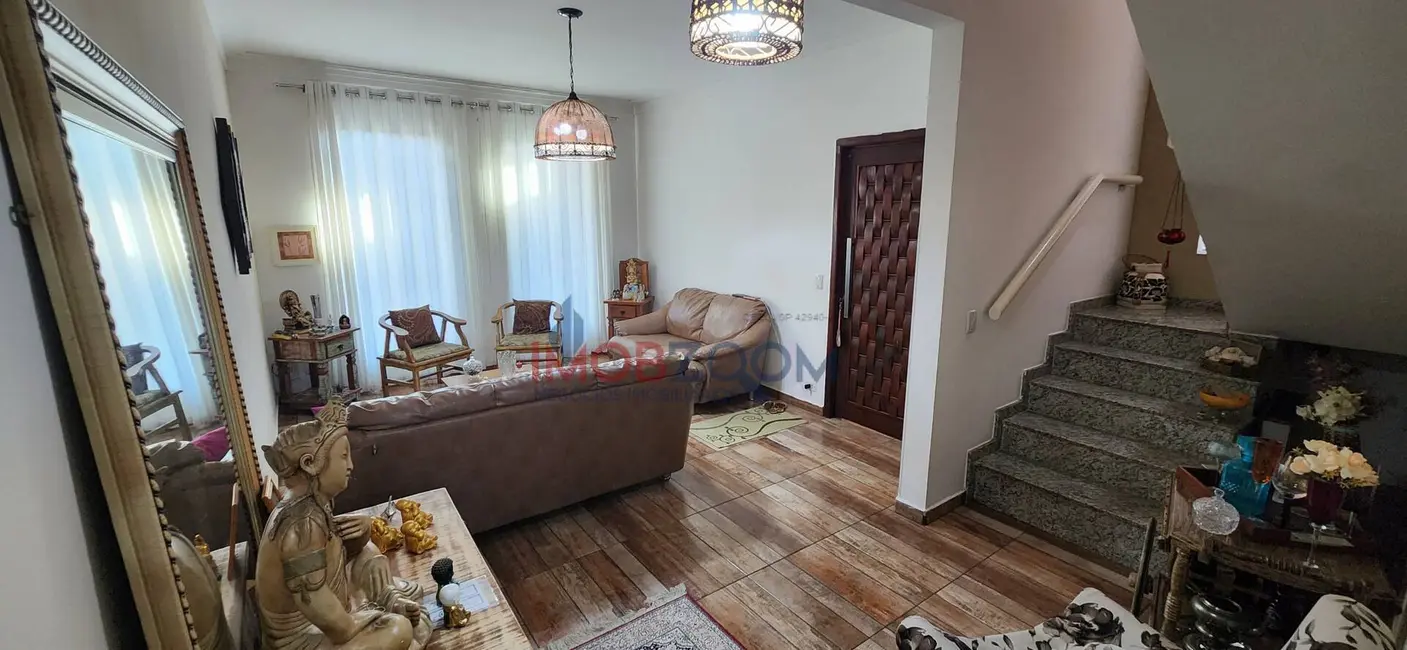 Foto 3 de Sobrado com 4 quartos à venda, 175m2 em Nova Cerejeira, Atibaia - SP