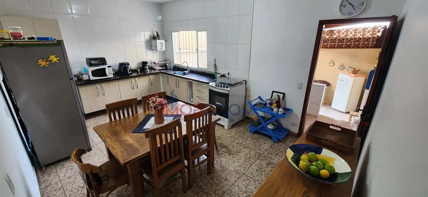 Foto 9 de Sobrado com 4 quartos à venda, 175m2 em Nova Cerejeira, Atibaia - SP