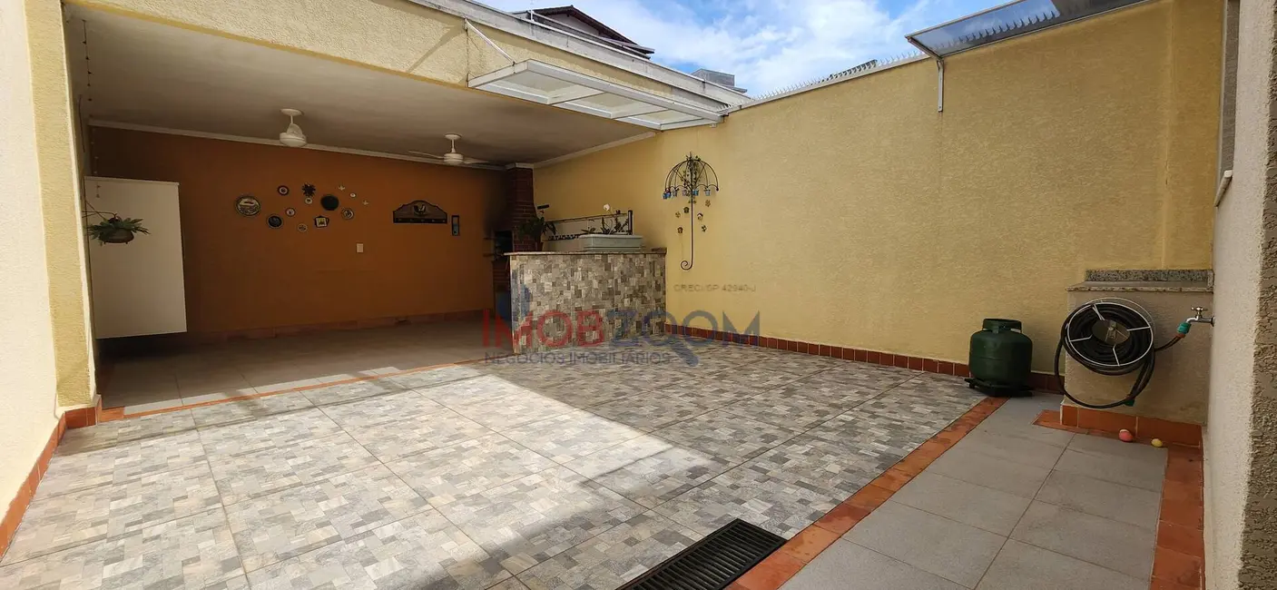 Casa com 3 quartos à venda, 132m2 em Jardim Paulista, Atibaia - SP - imagem 8 Foto 8 de Casa com 3 quartos à venda, 132m2 em Jardim Paulista, Atibaia - SP